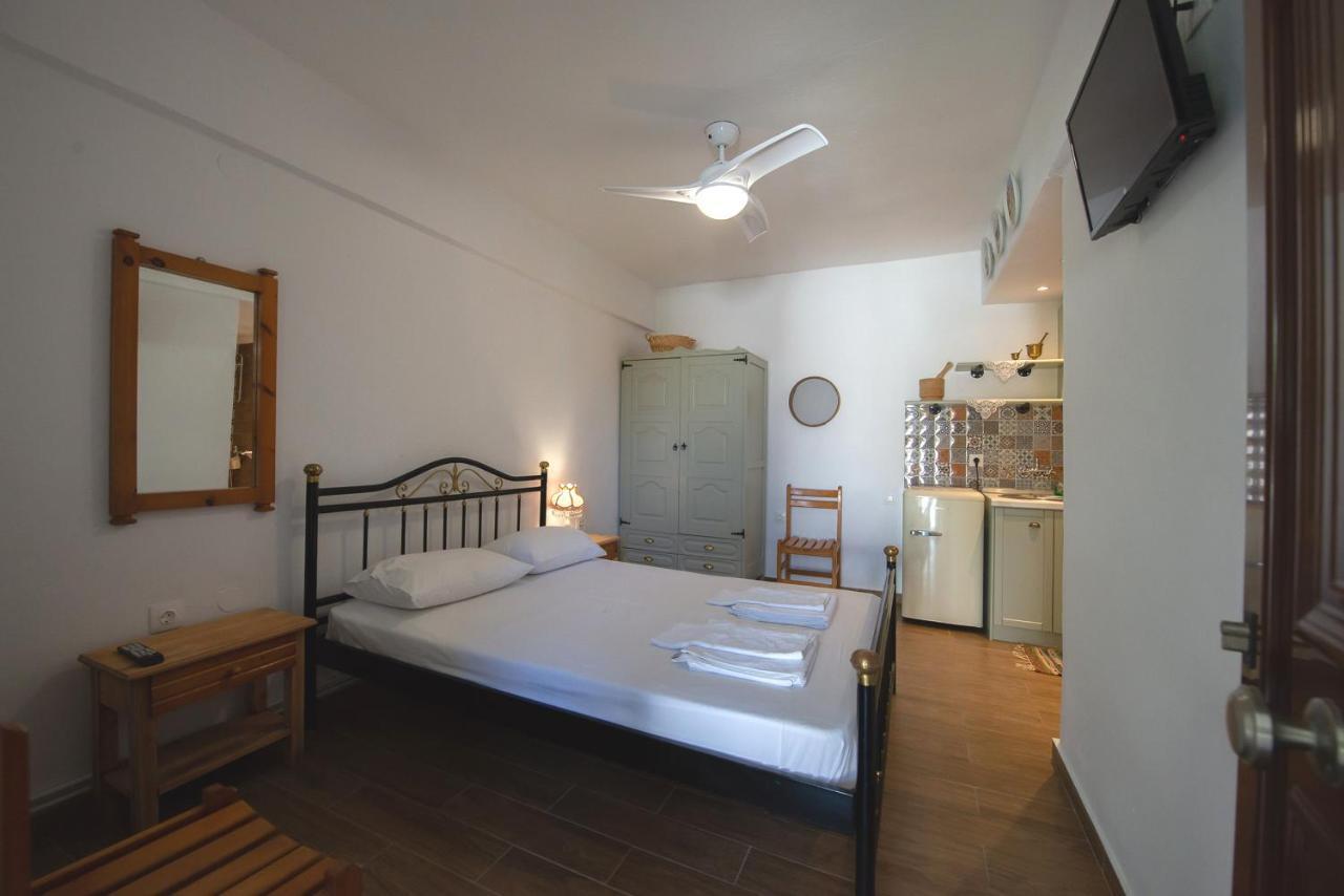 Ferienwohnung Mala - Μάλα Áfitos Exterior foto