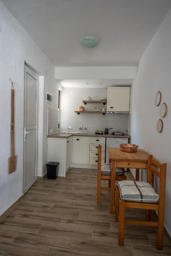 Ferienwohnung Mala - Μάλα Áfitos Exterior foto