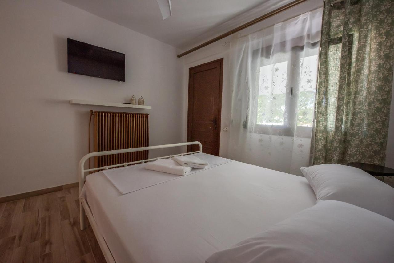 Ferienwohnung Mala - Μάλα Áfitos Exterior foto