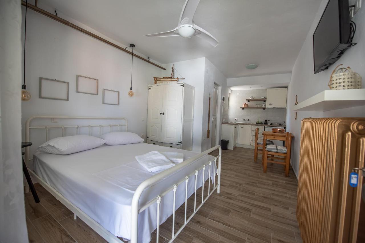Ferienwohnung Mala - Μάλα Áfitos Exterior foto