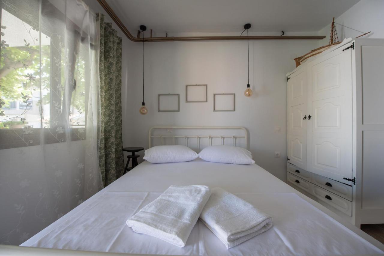 Ferienwohnung Mala - Μάλα Áfitos Exterior foto