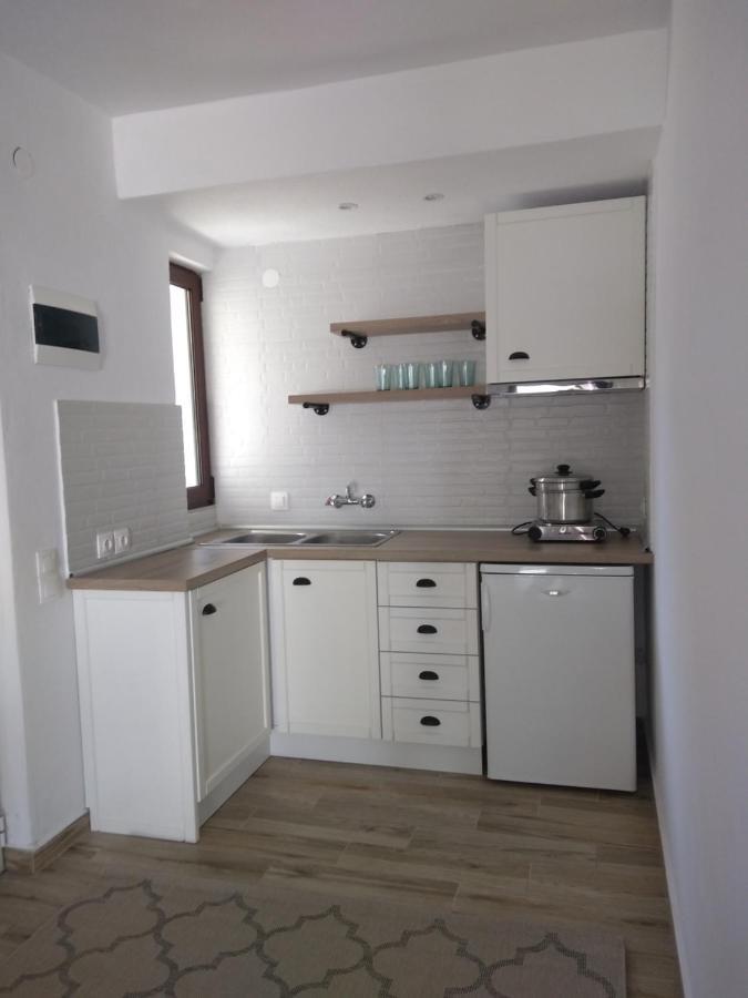 Ferienwohnung Mala - Μάλα Áfitos Exterior foto